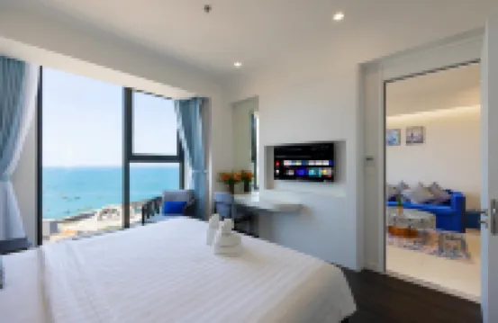 Skywave Apartment Firework Delight