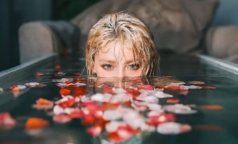 Anshun Yuemanzhi hot spring hotel
