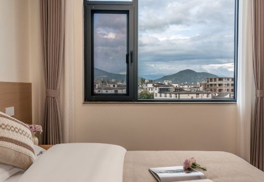 Kuanglu Snow Mountain Scenic Homestay