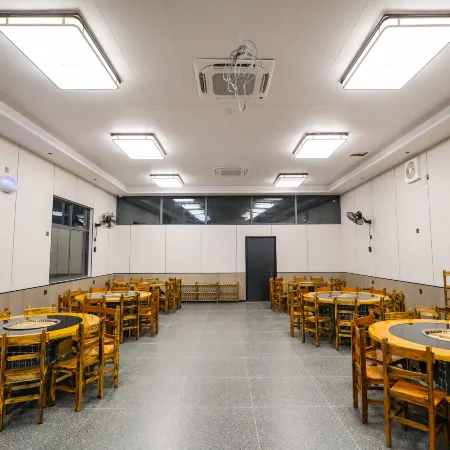 Huangjin Shidai Homestay · Gilded Realm (Kaiping Diaolou)