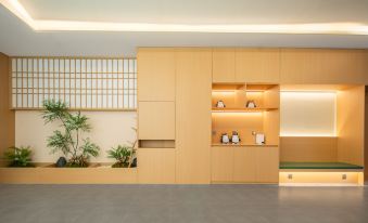 Totoro Spirit Hotel (Haikou Qilou Old Street Branch)