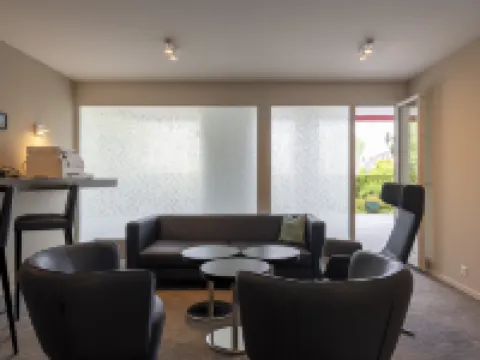 Amanthos Living Zürich Airport Hoteles en Opfikon