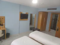 GOLDEN PALAS HOTEL - 2-Star