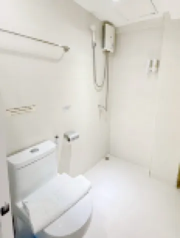 Nantra Ekkamai Hotel Avenue 61 Condominium周辺のホテル