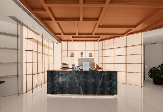 A Hotel Chinatown, Newly Renovated外景图