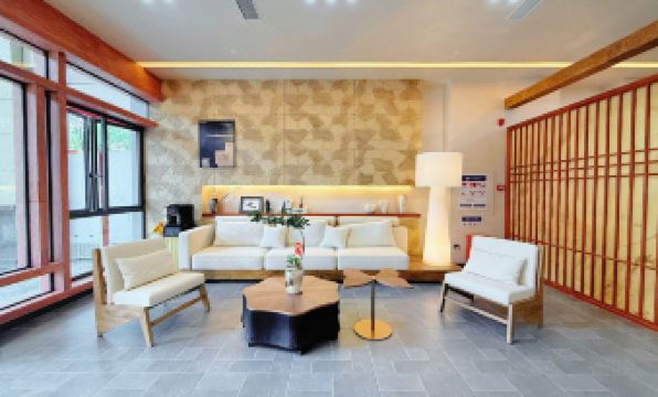 Shiguang Hotel (Meizhou West High-Speed ​​Railway Station Branch)