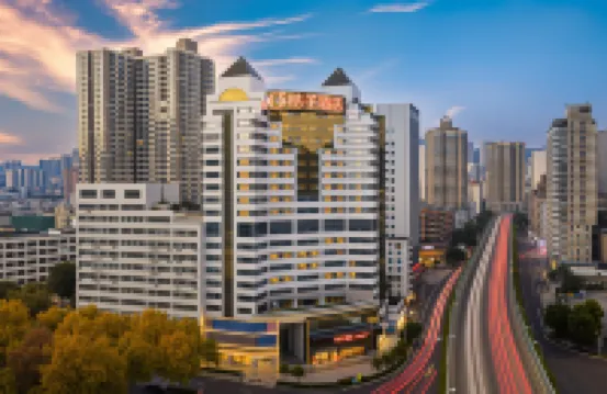 Orange Hotel (Guiyang Penchi Pool Food City & Guiyi Subway Station Branch)