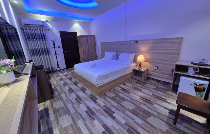 Aasna Inn