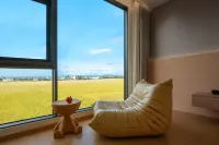 Dali Lixiu Homestay (Xizhou Guzhen Shop)
