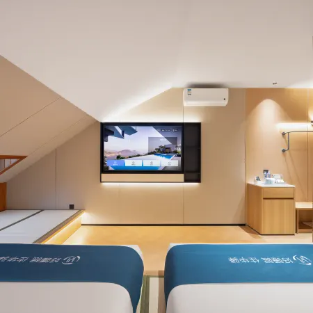 Homeinn's Huayi Select Hotel (Changbaishan Erdaobaihe Baishan Street Branch)