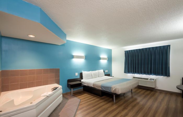 Motel 6 Rothschild, WI