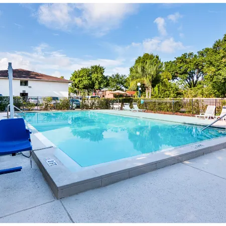 Motel 6 - Tampa, FL - Fairgrounds