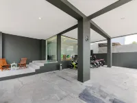 Urbanview Greenville Jakarta โรงแรมใกล้มานาโด