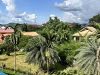 Amanda Hotel Hotels near Wat Siphoutthabath