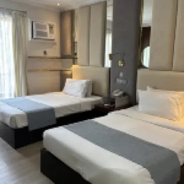 Queen Margarette Hotel Lucena - Main