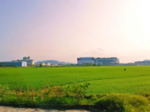 LD Homestay Hotels in Huong Thuy