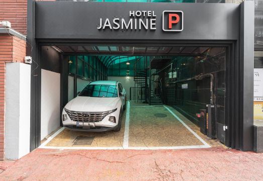 쟈스민 호텔 디럭스룸