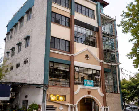 Hotel The Bliss Home Stay Hotels in Khargone