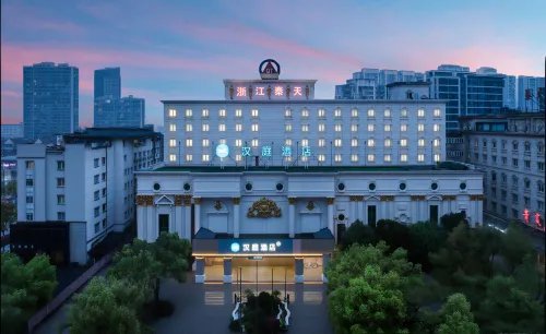 Hanting Hotel (Anji Wanxiang World Shopping Plaza)