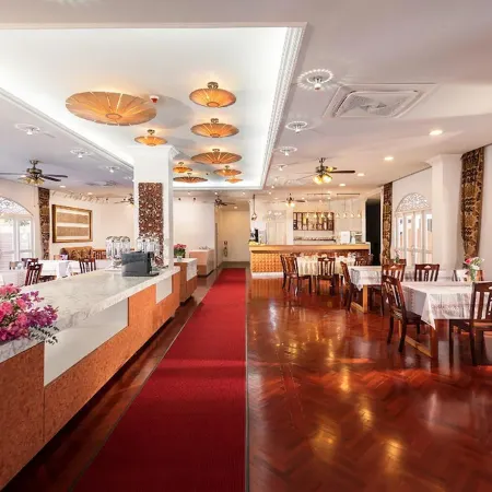 Lanna Inthan Hotel & Resort