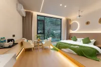 Bajianshe Holiday Boutique Inn (Wangxiangu Scenic Area Branch) Hotels in Shangrao