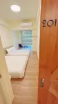 Chestnut House - Whole Floor Homestay - 주차장