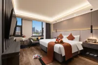 Lucheng Hotel Hohhot (Hohhot High‑Speed Railway Station Xinhua Square Branch)