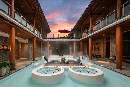 Qiyunju Boutique Inn - Jacuzzi
