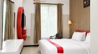 Queen City Hotel