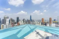 Skylon Residences Bukit Ceylon by CoBNB+ - Rooftop Pools