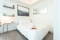 Beautiful Luxurious Modern Condo With Breathtaking Views - เปิดใหม่