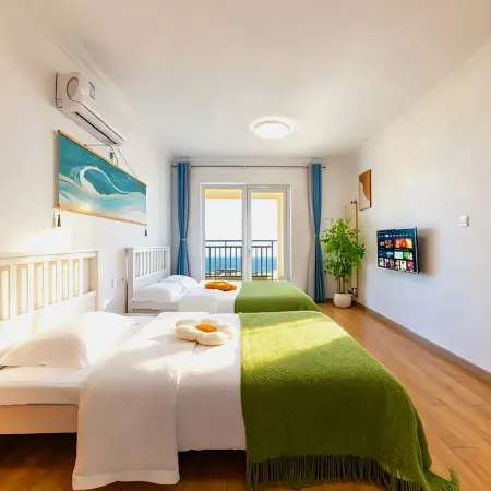 Yunshui Yijia Homestay (Ferris Wheel Park Store)