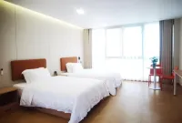 Yuexi Banqiao Liuchi Street Yuyue Hidden Stay - parking