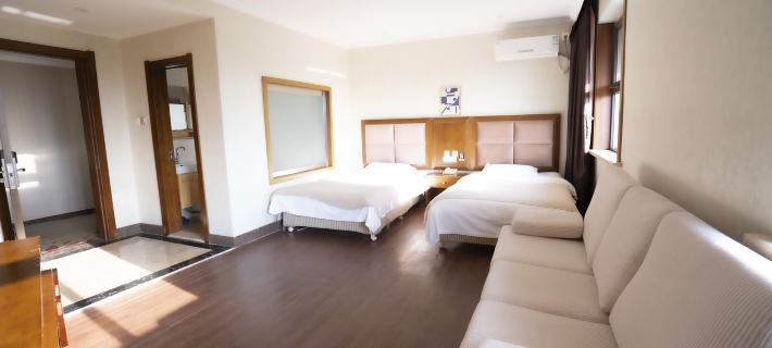 Tianhe Holiday Hotel (Changbai Mountain West Scenic Area Ticket Office Branch) Hoteles en Condado de Fusong