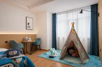 Shangjiayuyan · OXYGEN Urban Aesthetic Hotel (Zunyi Huichuan District Guomao Shopping Center) - Family