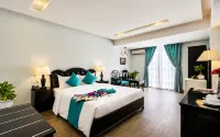 The Sunriver Boutique Hotel Hue - สระว่ายน้ำบนดาดฟ้า