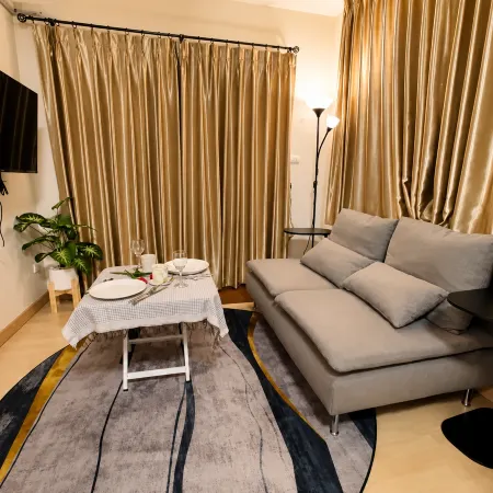 Central Comfy Airy
