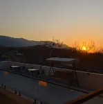 Guanshan Yue Courtyard Homestay - Mountain view