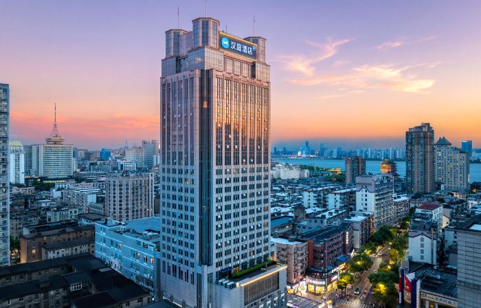 HanTing Hotel (Nanchang Tengwang Pavilion Dashi Courtyard Food Street)