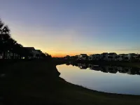 Margaritaville 7BR | Heated Pool | Lake Sunsets - balcón