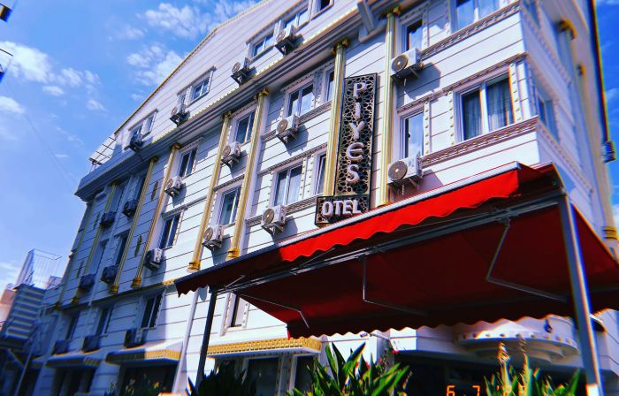 Piyes Otel