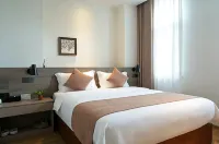 Tingyu Academy Hotel - parking