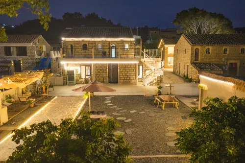 Zhenshan Linghai Hillowav Homestay (Tannan Bay Beach) - con vistas a la montaña
