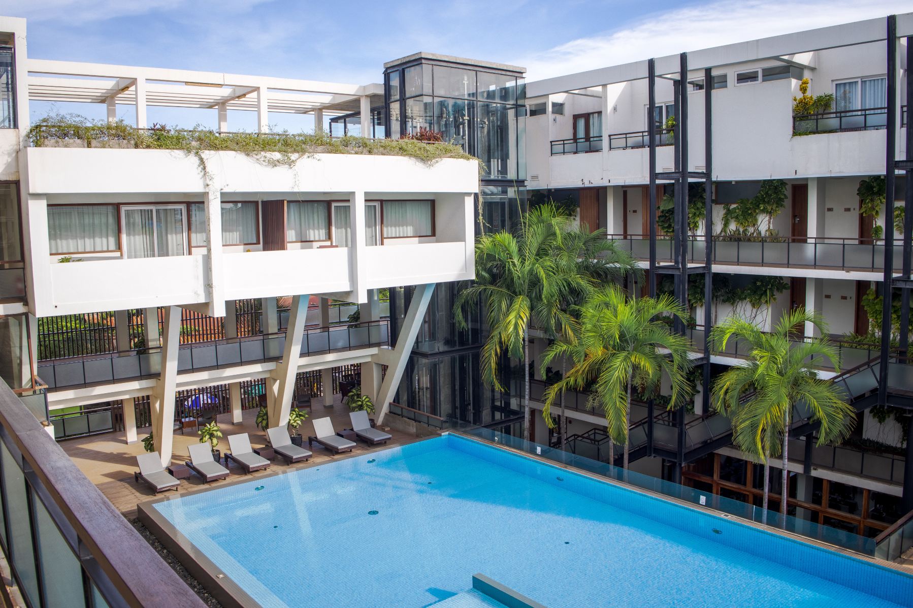 Hotel Somadevi Angkor Boutique and Resort
