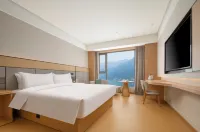 JI Hotel (Chongqing Wushan Municipal Plaza) Hotels near Chongqing China Three Gorges Museum Wushan Branch