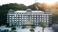 Jinggangshan. Zhuxuan Hotel (Jinggangshan Ciping Scenic Area Branch)
