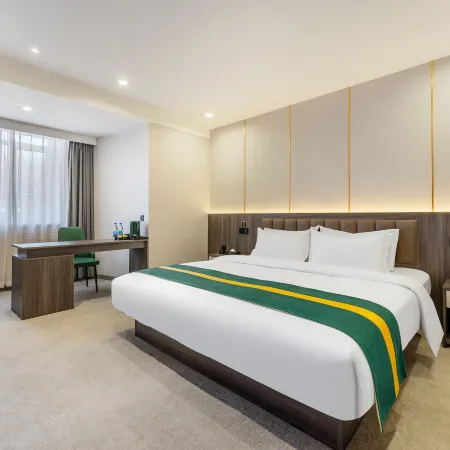Aifeel Hotel (Tonghua Municipal Government Yuhuangshan Park)