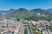 Dragon River Hotel