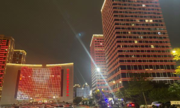 2. 四十公寓（汕头万..