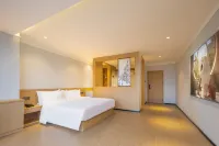 Yelia Hotel (Ding'an Bus Station Store) Các khách sạn gần Jianlong Tower